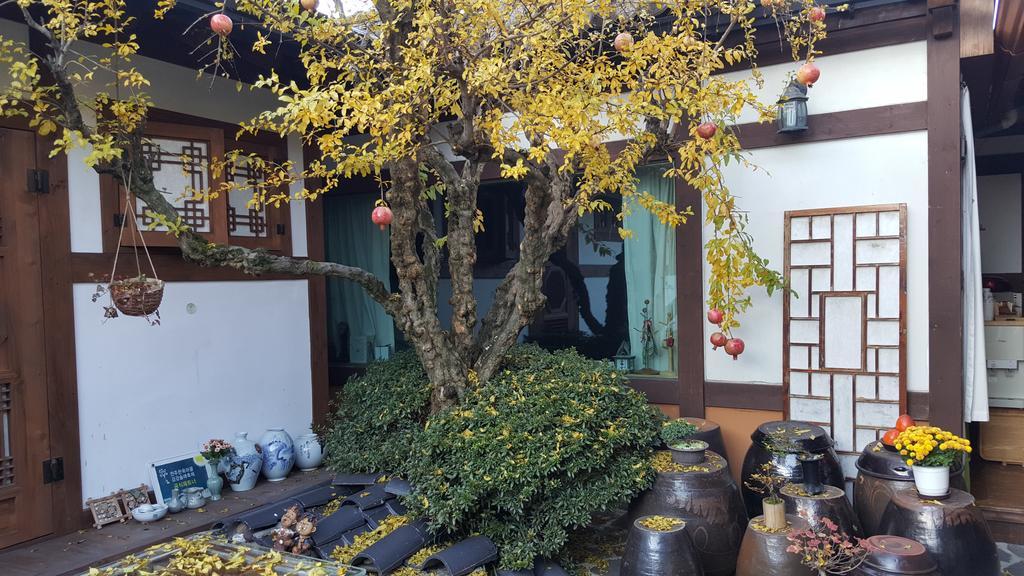 Inyeon Hanok Guesthouse Jeonju Exterior photo