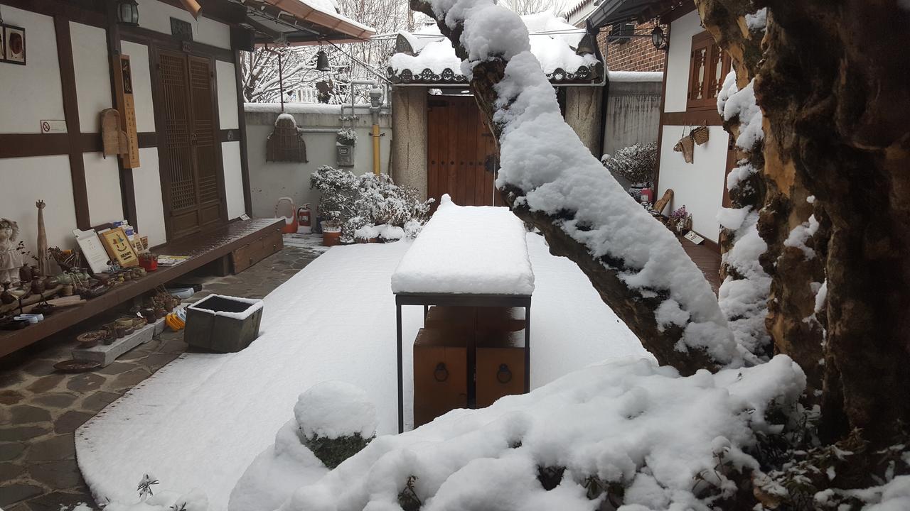 Inyeon Hanok Guesthouse Jeonju Exterior photo