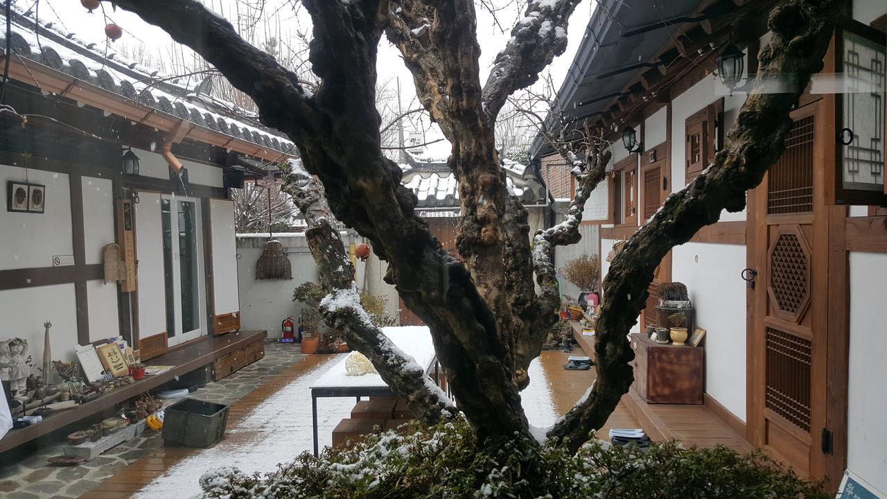 Inyeon Hanok Guesthouse Jeonju Exterior photo
