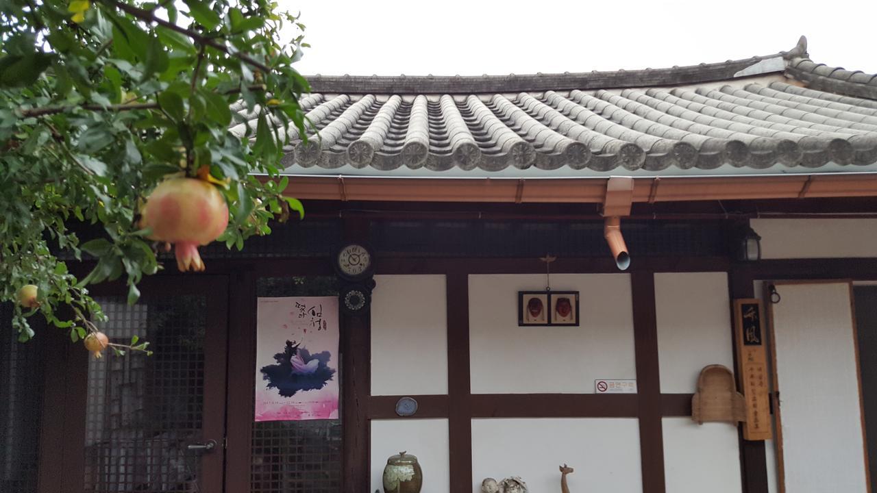 Inyeon Hanok Guesthouse Jeonju Exterior photo